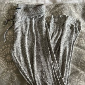 AEO ahh-mazingly soft line grey sweatpants size S